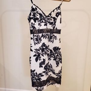 Beautiful black & white dress